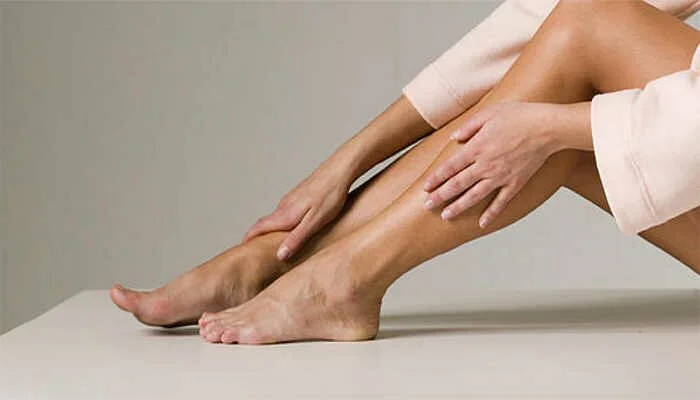 Eu tenho um cisto no ovário; a massagem de corpo inteiro pode me prejudicar?