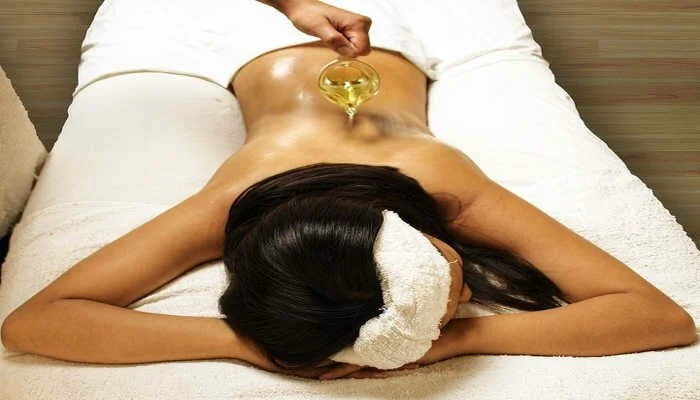 A massagem ajuda nas estrias?